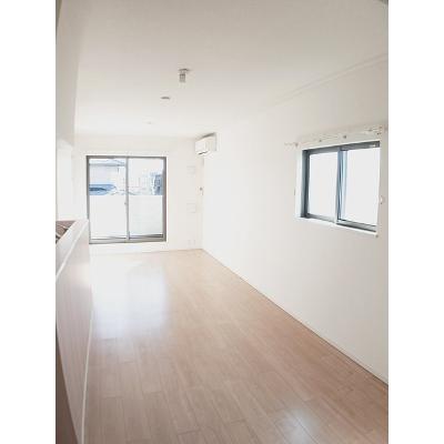 Ｓａｉｓｏｎ　ＮＡＫＡＧＡＷＡ 201【管理NO：1-024198101-02010】 ★家具家電は申し込み後に搬入します★の物件写真2
