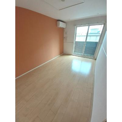 アブソリュート　リーベ 103【管理NO：1-023031901-01030】 ★家具家電は申し込み後に搬入します★の物件写真2