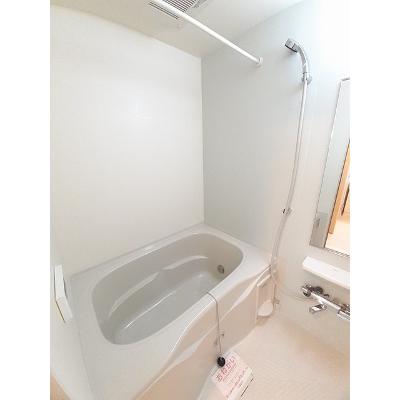アブソリュート　リーベ 103【管理NO：1-023031901-01030】 ★家具家電は申し込み後に搬入します★の物件写真4