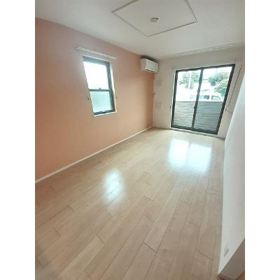 プリムローズ 105【管理NO：1-020707401-01050】 ★家具家電は申し込み後に搬入します★の物件写真2