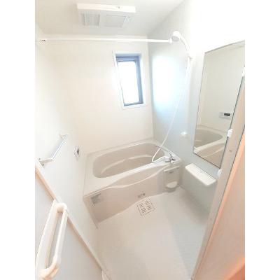 ブエナ　ローザ 102【管理NO：1-020397701-01020】 ★家具家電は申し込み後に搬入しますの物件写真4