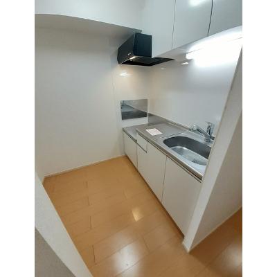 Ｇｒａｎａｄａ 201【管理NO：1-019869801-02010】 ★家具家電は申し込み後に搬入しますの物件写真3
