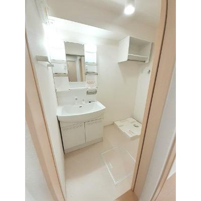 Ｇｒａｎａｄａ 201【管理NO：1-019869801-02010】 ★家具家電は申し込み後に搬入しますの物件写真6