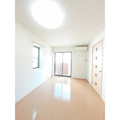 エヌエスハイム　Ｄ 103【管理NO：1-018993804-01030】 ★家具家電は申し込み後に搬入します★の物件写真2