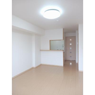 光ａｐａｒｔｍｅｎｔ１ 102【管理NO：1-016231201-01020】 ★家具家電は申し込み後に搬入します★の物件写真2