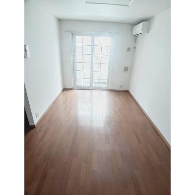 プリムローズ 101【管理NO：1-013605701-01010】 ★家具家電は申し込み後に搬入しますの物件写真2