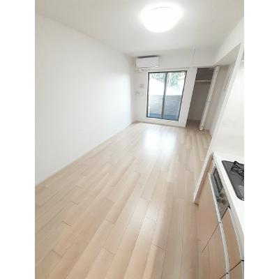 アジュール　パル 202【管理NO：1-026157701-02020】 ★家具家電は申し込み後に搬入します★の物件写真2