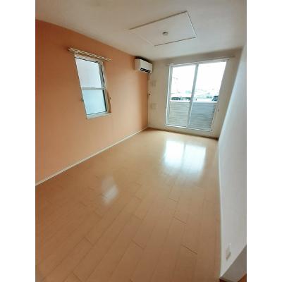 クワルツ・ド・ロッシュＢ 103【管理NO：1-019309902-01030】 ★家具家電は申し込み後に搬入します★の物件写真2