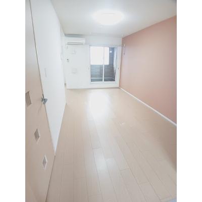 フィオーレ 202【管理NO：1-019171401-02020】 ★家具家電は申し込み後に搬入します★の物件写真2