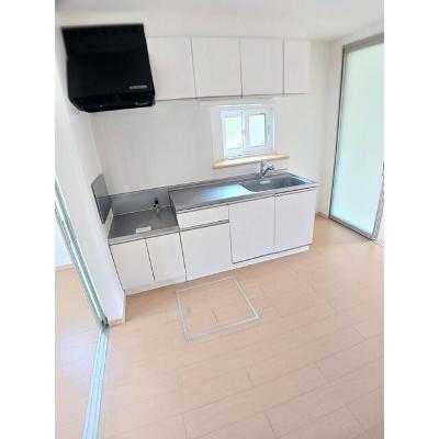 エレガント　Ｂ 102【管理NO：1-016345402-01020】 ★家具家電は申し込み後に搬入しますの物件写真3