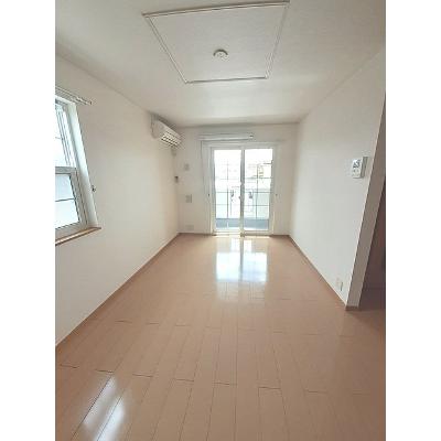 ポリッシュ 104【管理NO：1-015065901-01040】 ★家具家電は申し込み後に搬入します★の物件写真2