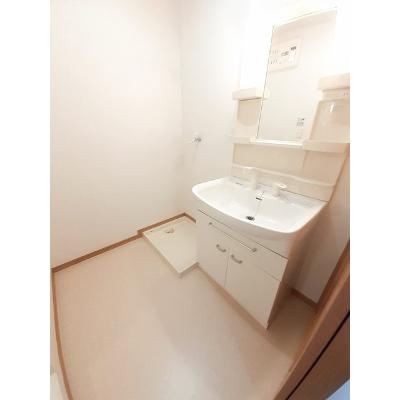 ソレアード　Ⅱ 101【管理NO：1-014792201-01010】 ★家具家電は申し込み後に搬入しますの物件写真6