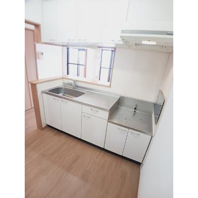 デスパシオ 303【管理NO：1-013730101-03030】 ★家具家電は申し込み後に搬入します★の物件写真3