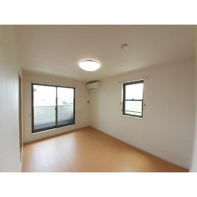 サニーセトル八号館 204【管理NO：1-018925301-02040】 2026年07月中旬入居可能の物件写真2