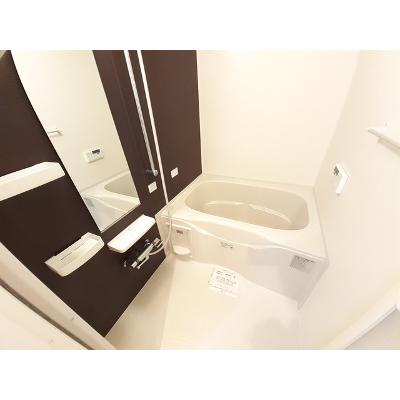 カントリーロード 203【管理NO：1-021903001-02030】 ★家具家電は申し込み後に搬入しますの物件写真4