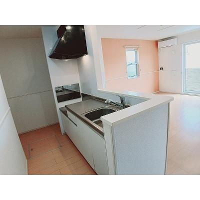 Ｍｏｏｎ　Ｂｒｉｄｇｅ４ 101【管理NO：1-018934001-01010】 ★家具家電は申し込み後に搬入しますの物件写真3