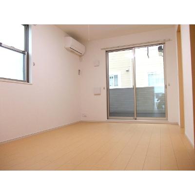 ムーン　シーサ 101【管理NO：1-017751301-01010】 ★家具家電は申し込み後に搬入します 2026年08月中旬入居可能の物件写真2