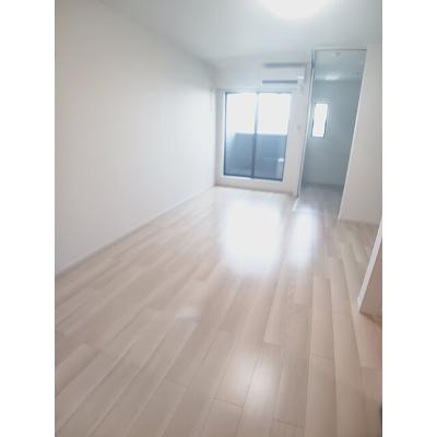 ＣＬＯＶＥ　ー　Ⅱ 201【管理NO：1-027114102-02010】 ★家具家電は申し込み後に搬入しますの物件写真2