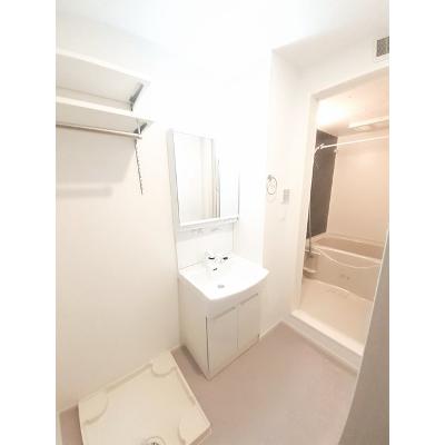 ＣＬＯＶＥ　ー　Ⅱ 103【管理NO：1-027114102-01030】 ★家具家電は申し込み後に搬入しますの物件写真6