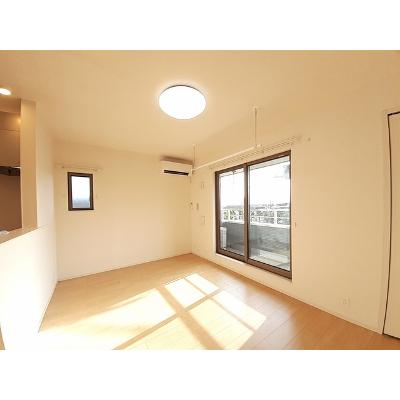 カーサ　アリエッタＢ 203【管理NO：1-024238502-02030】 ★家具家電は申し込み後に搬入しますの物件写真2