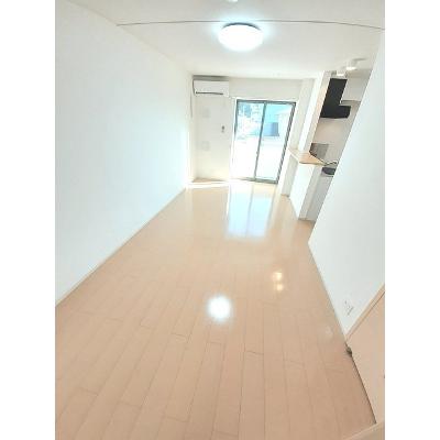 カーサ・デ・グラシア 204【管理NO：1-020037901-02040】 ★家具家電は申し込み後に搬入しますの物件写真2
