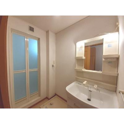 apartment 宮城県塩竈市新富町１２番３０号 

↓地図はこちらから