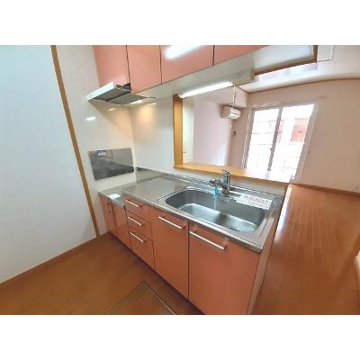 グレース・ガーデンⅡ 102【管理NO：1-013046302-01020】 ★家具家電は申し込み後に搬入します★の物件写真3