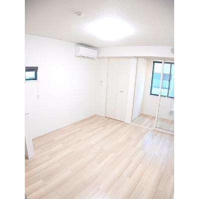 メル　クラール 101【管理NO：1-027761101-01010】 ★家具家電は申し込み後に搬入しますの物件写真2