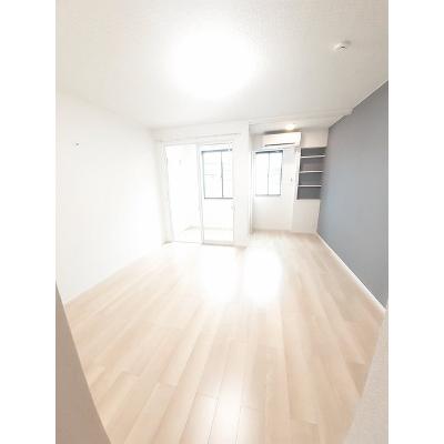 ＣＬＯＶＥ　ー　Ⅱ 101【管理NO：1-027114102-01010】 ★家具家電は申し込み後に搬入しますの物件写真2