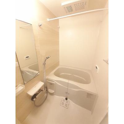 オパール・Ⅱ 102【管理NO：1-026341902-01020】 ★家具家電は申し込み後に搬入しますの物件写真4