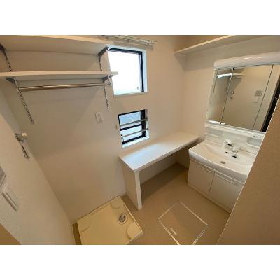 フラワーエンジェルⅠ 202【管理NO：1-024659801-02020】 ★家具家電は申し込み後に搬入しますの物件写真6