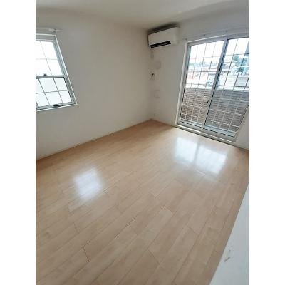 フルハウス 102【管理NO：1-022369701-01020】 ★家具家電は申し込み後に搬入しますの物件写真2
