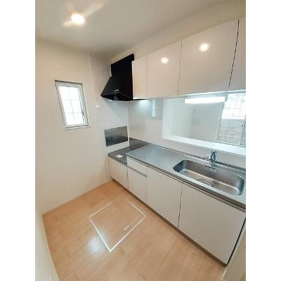 フルハウス 102【管理NO：1-022369701-01020】 ★家具家電は申し込み後に搬入しますの物件写真3