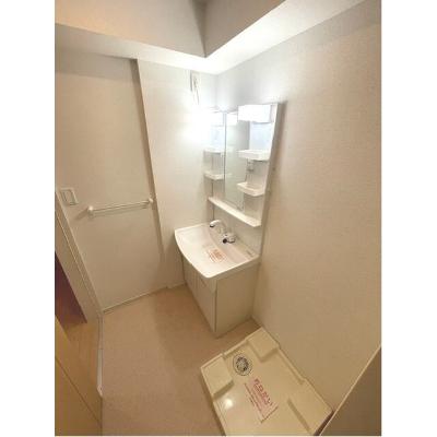 グランエル 103【管理NO：1-022009701-01030】 ★家具家電は申し込み後に搬入しますの物件写真6
