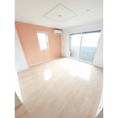 セレーノ・カーサ 103【管理NO：1-021849101-01030】 ★家具家電は申し込み後に搬入しますの物件写真2