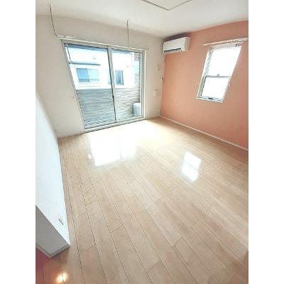 セレーノ・カーサ 101【管理NO：1-021849101-01010】 ★家具家電は申し込み後に搬入しますの物件写真2