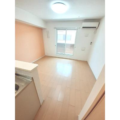 Ｐｉｎｅ　Ｂｒｅｅｚｅ壱番館 203【管理NO：1-018920701-02030】 ★家具家電は申し込み後に搬入しますの物件写真2