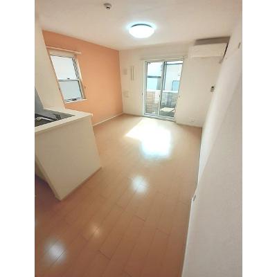 Ｐｉｎｅ　Ｂｒｅｅｚｅ壱番館 101【管理NO：1-018920701-01010】 ★家具家電は申し込み後に搬入しますの物件写真2