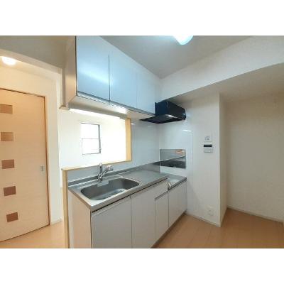 コリーヌ　Ⅱ 201【管理NO：1-018906501-02010】 ★家具家電は申し込み後に搬入します★の物件写真3