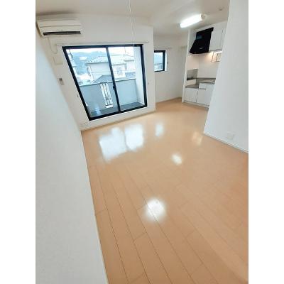 グラン・スイート 202【管理NO：1-017813301-02020】 ★家具家電は申し込み後に搬入します 2026年07月下旬入居可能の物件写真2
