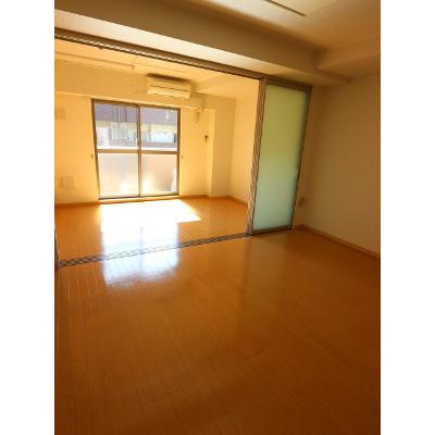 プロムナードⅣ 206【管理NO：1-016228601-02060】 2026年08月中旬入居可能の物件写真2
