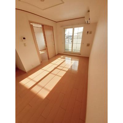 アンソレイエ・メゾンＢ 203【管理NO：1-013335802-02030】 ★家具家電は申し込み後に搬入しますの物件写真2