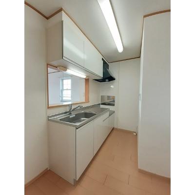 アンソレイエ・メゾンＢ 201【管理NO：1-013335802-02010】 ★家具家電は申し込み後に搬入しますの物件写真3