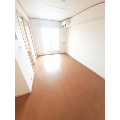 グラシュー・メゾンＡ 203【管理NO：1-013335701-02030】 ★家具家電は申し込み後に搬入しますの物件写真2