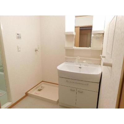 グレース・ガーデンⅢ 203【管理NO：1-013046303-02030】 ★家具家電は申し込み後に搬入します★の物件写真6