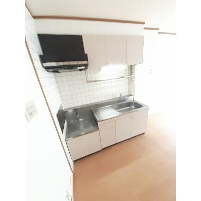 メゾン田園 202【管理NO：1-007611901-02020】 ★家具家電は申し込み後に搬入しますの物件写真3