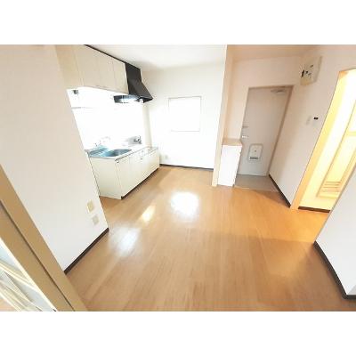 コーポさざんかⅡ 203【管理NO：1-004090901-02030】 ★家具家電は申し込み後に搬入します 2026年07月中旬入居可能の物件写真2