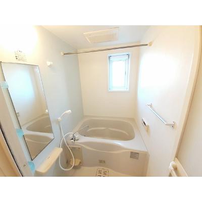 シル・ビサール 102【管理NO：1-015415801-01020】 ★家具家電は申し込み後に搬入します★の物件写真4