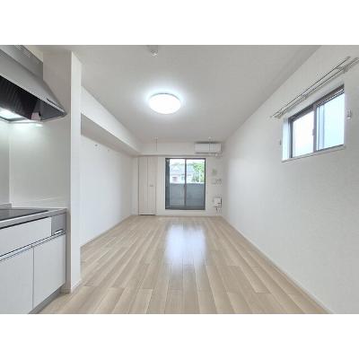 アイリーベース 202【管理NO：1-028562301-02020】 ★家具家電は申し込み後に搬入します★の物件写真2