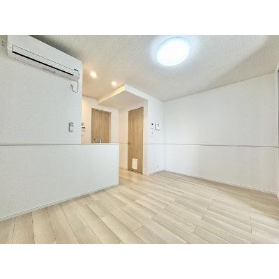 レジデンス上條 104【管理NO：1-027017401-01040】 ★家具家電は申し込み後に搬入しますの物件写真2